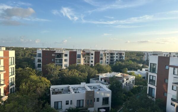 CASA EN RENTA MAYACOBA