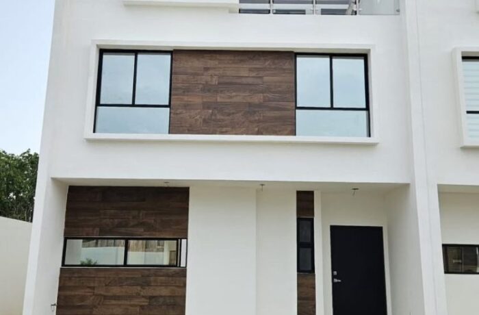 CASA LINISTI HUAYACAN