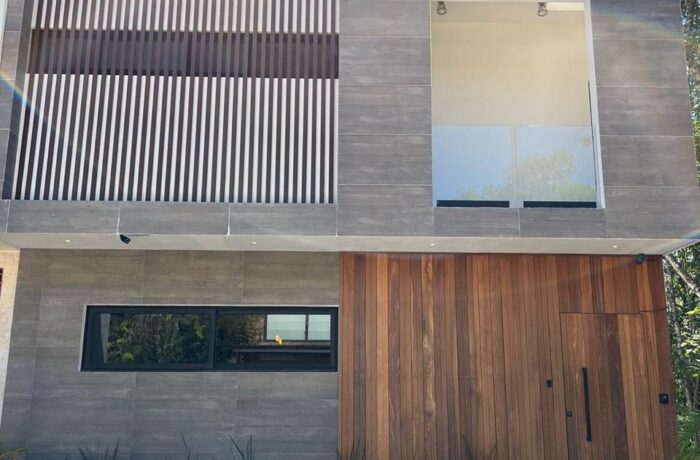 CASA EN SENDEROS MAYAKOBA